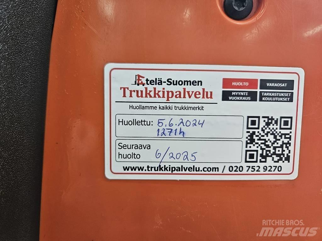 Toyota LWE 200 Düsük seviye platformu