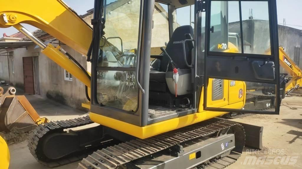Komatsu PC 70 Paletli ekskavatörler