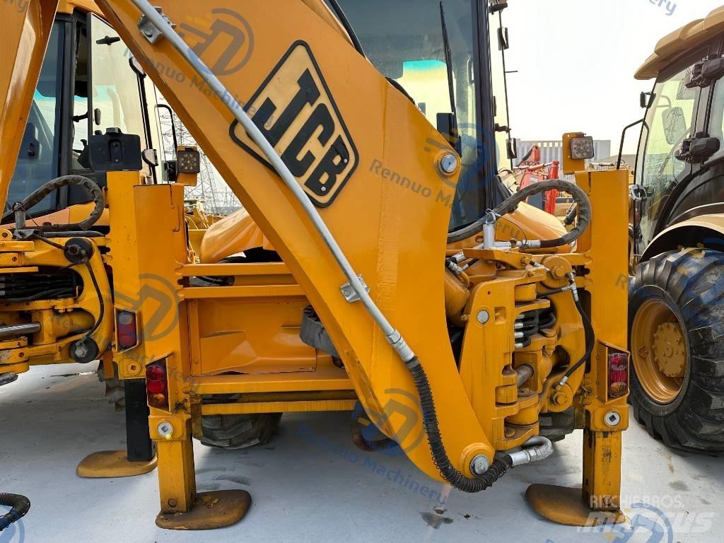 JCB 4 CX Kazıcı yükleyiciler - beko loder