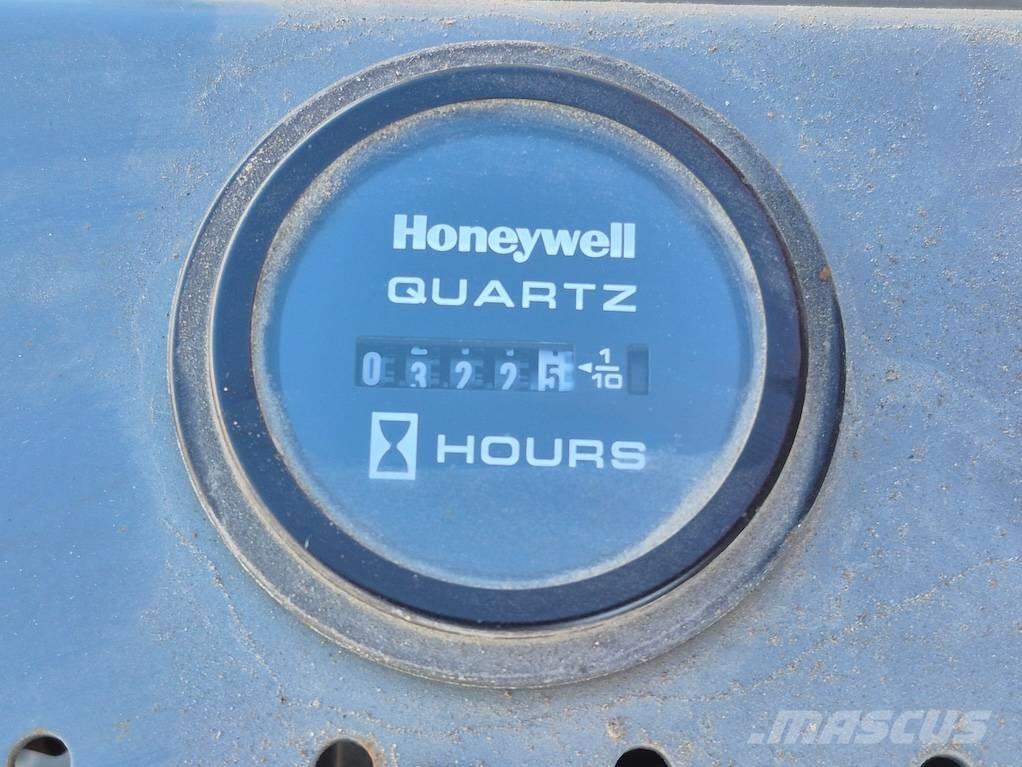 SkyJack SJ 4632 Makasli platformlar