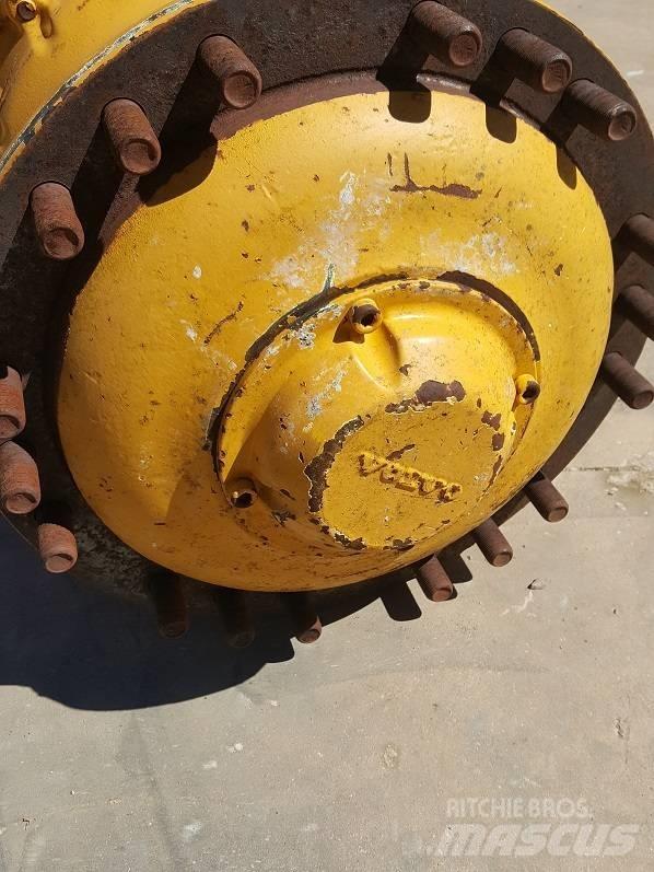 Volvo L120F G H Akslar