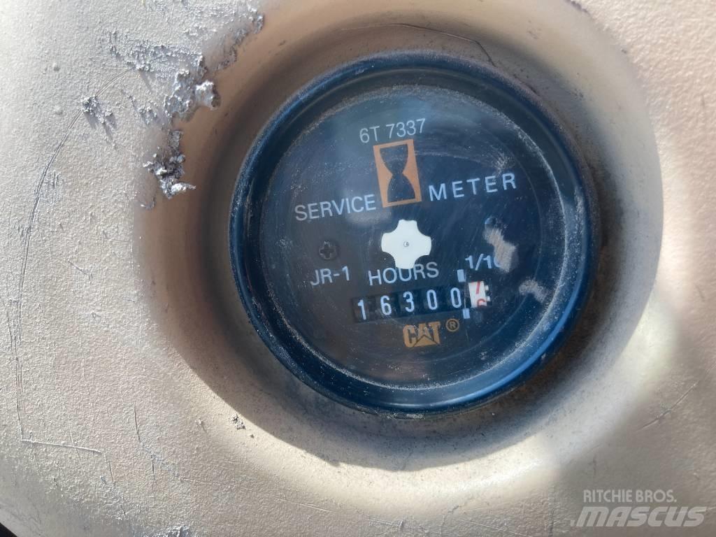 CAT 330 B Paletli ekskavatörler
