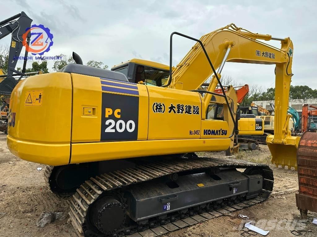 Komatsu PC 200-7 Paletli ekskavatörler