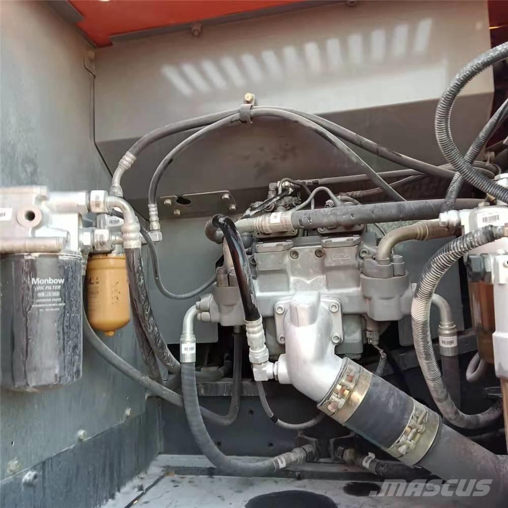Hitachi ZX210 Paletli ekskavatörler