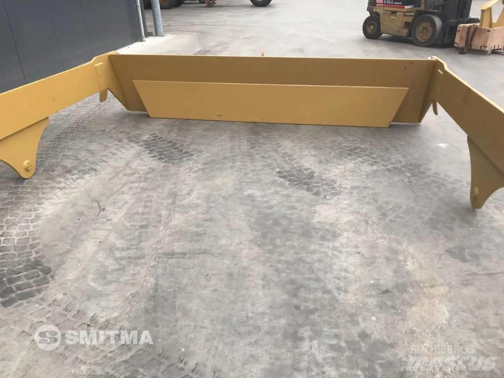 Volvo A40G Arka kapaklar