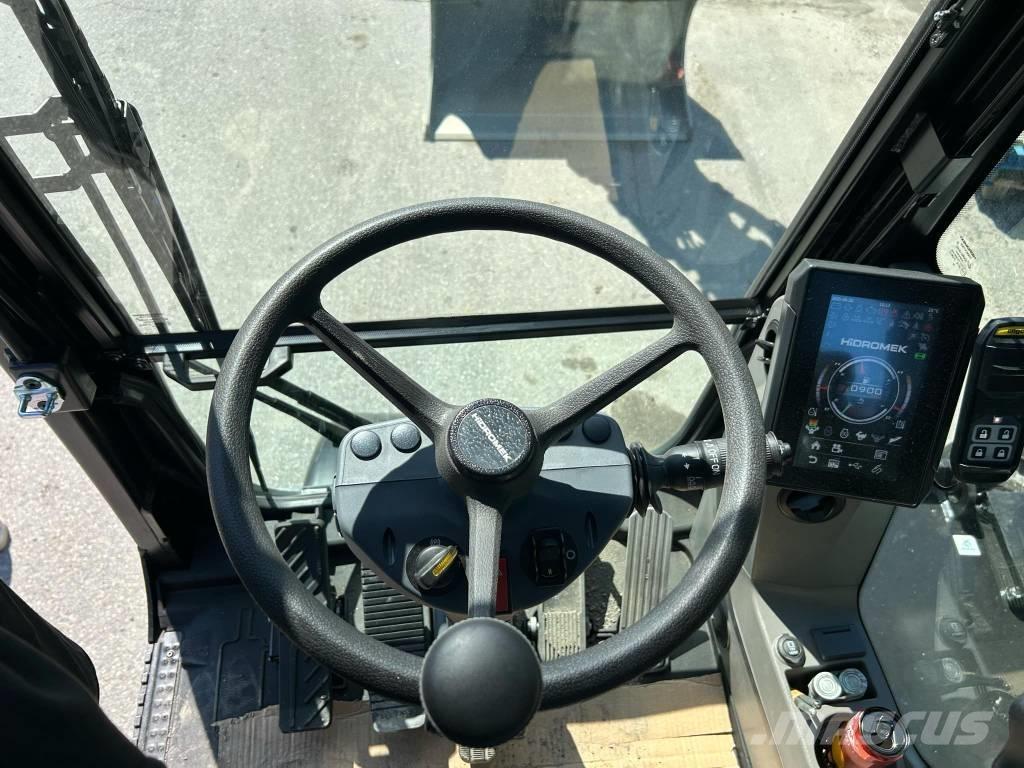 Hidromek HMK 150 WR Lastik tekerli ekskavatörler