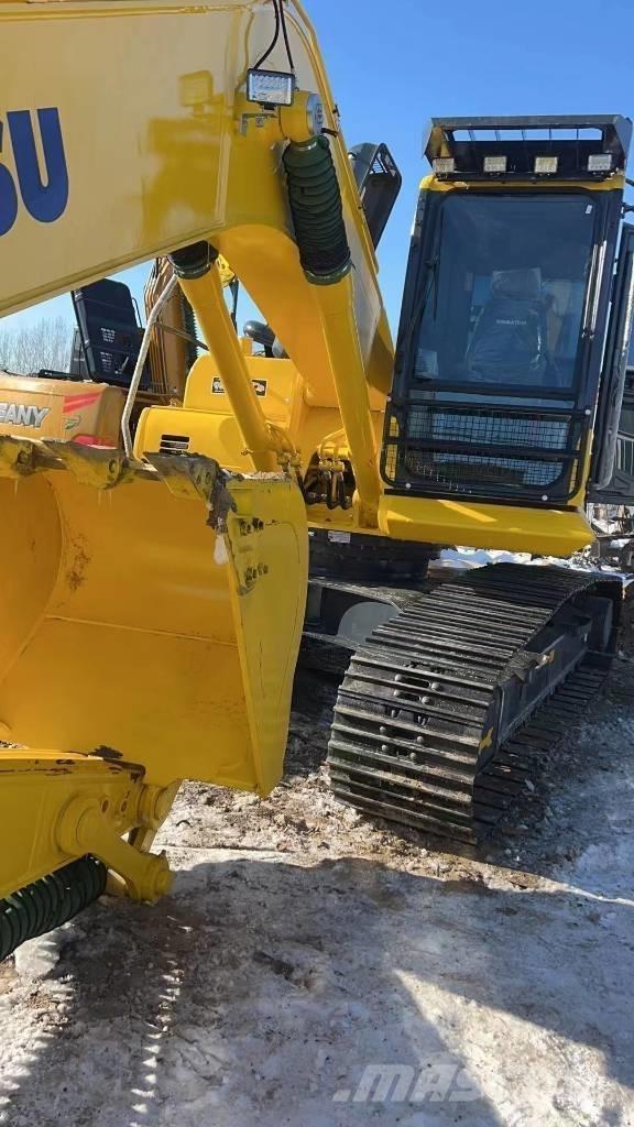 Komatsu PC 220-8 Paletli ekskavatörler