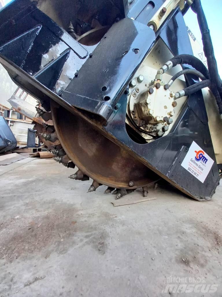 Simex T-450 Kanal kazma makinasi
