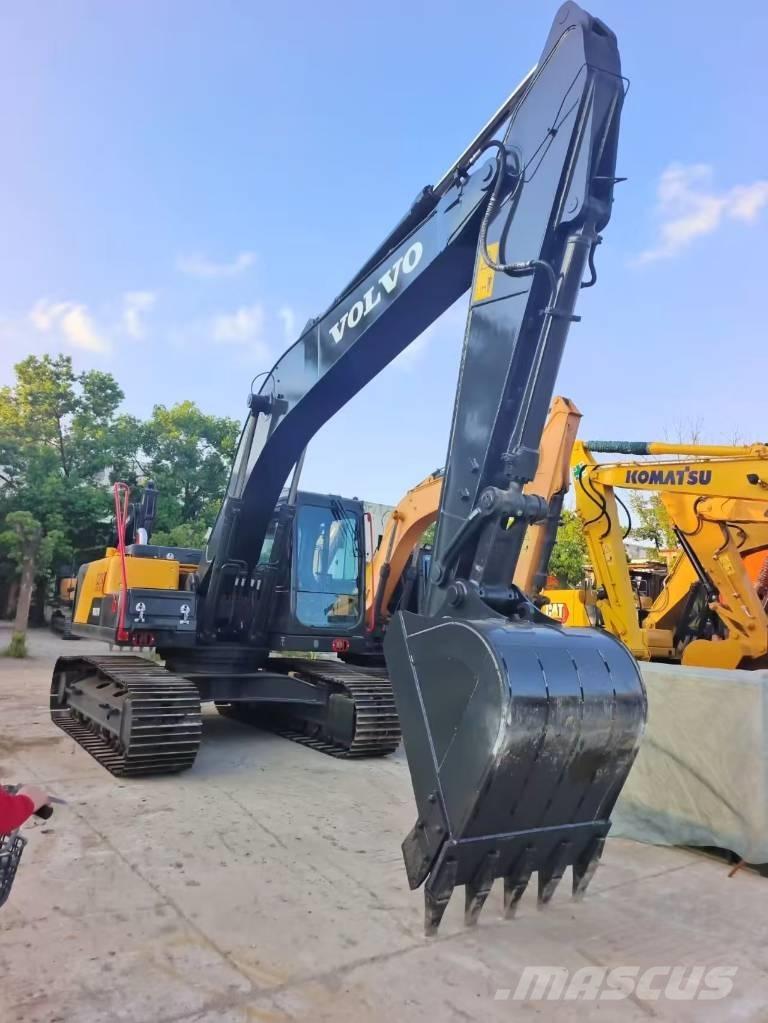 Volvo EC 210 B Paletli ekskavatörler