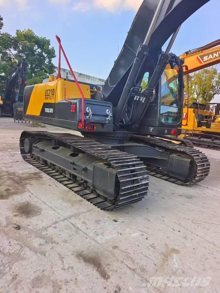 Volvo EC 210 B Paletli ekskavatörler