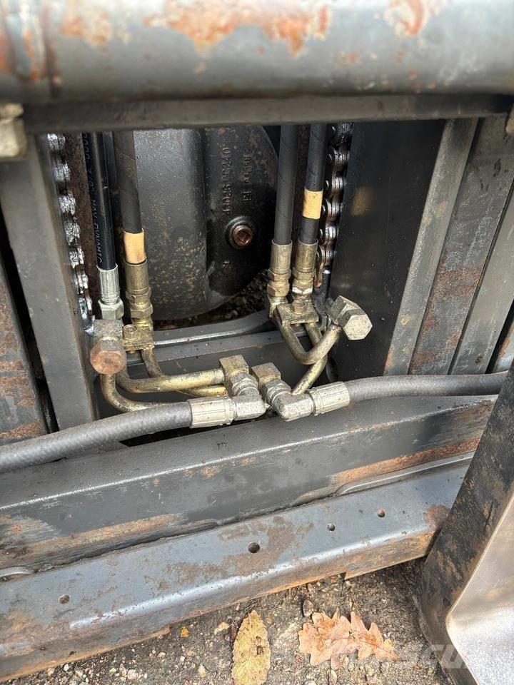 Nissan UGD02 A 30 PQ LPG'li forkliftler