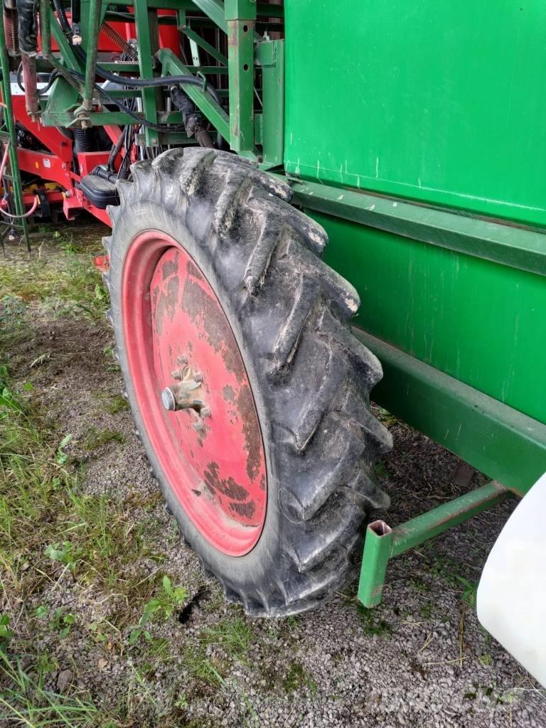 Moteska M2500 Çekilir pülverizatörler