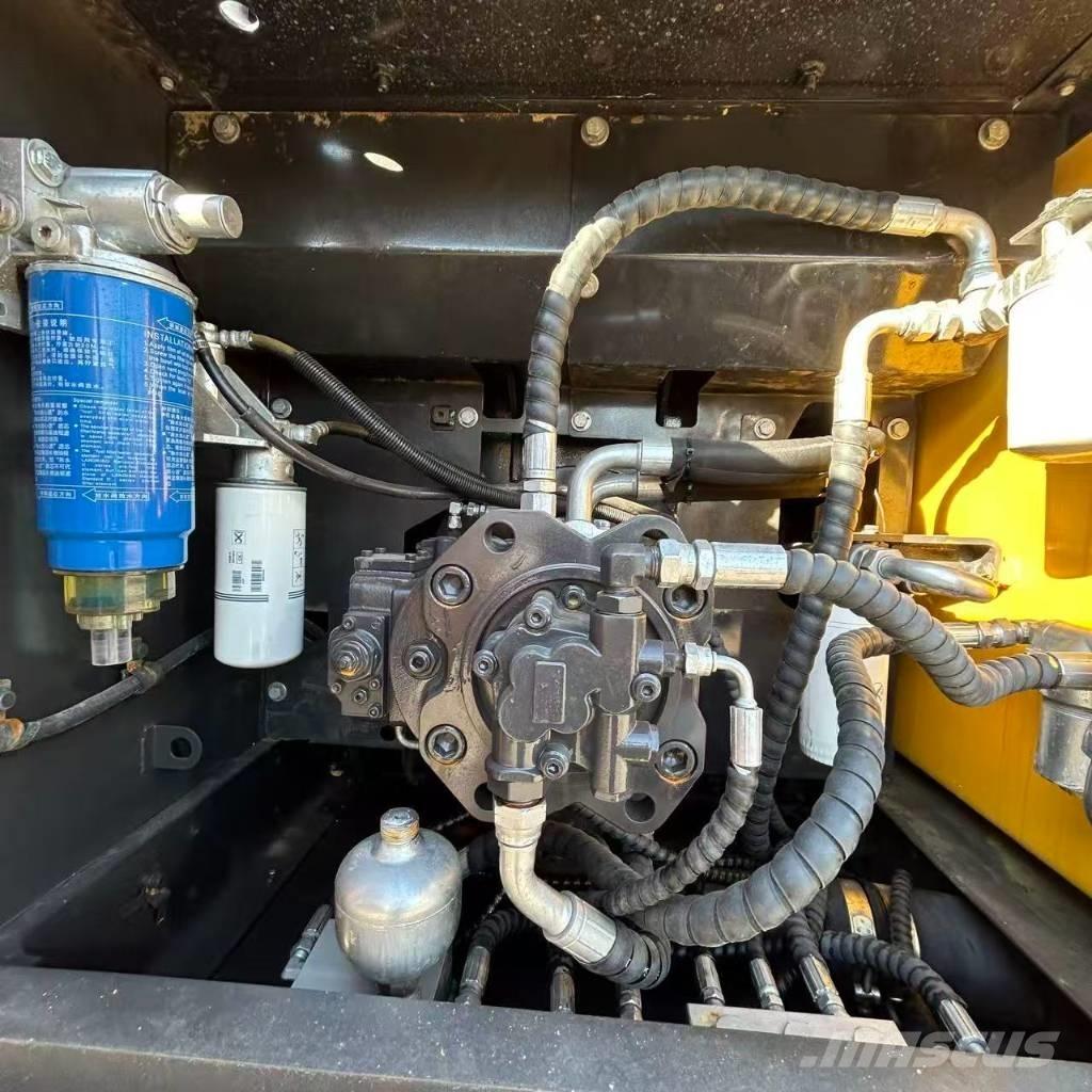 Volvo EC 240 C Paletli ekskavatörler