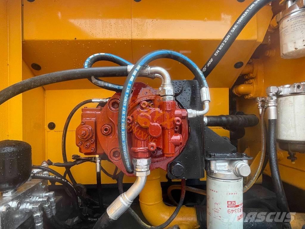 Hyundai R220LC-9 Paletli ekskavatörler