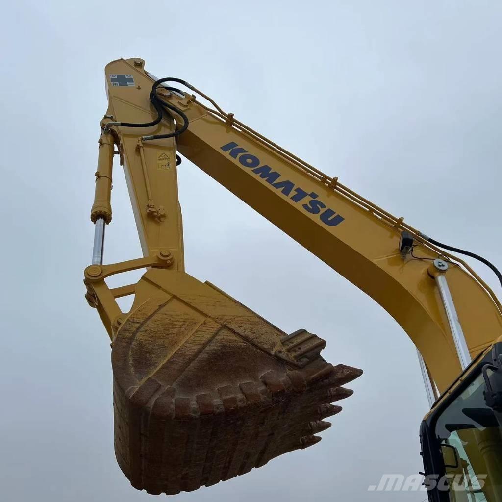 Komatsu PC 240 Paletli ekskavatörler
