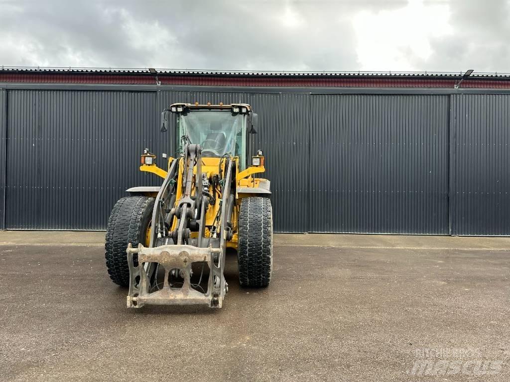 Volvo L 90 F Tekerlekli yükleyiciler