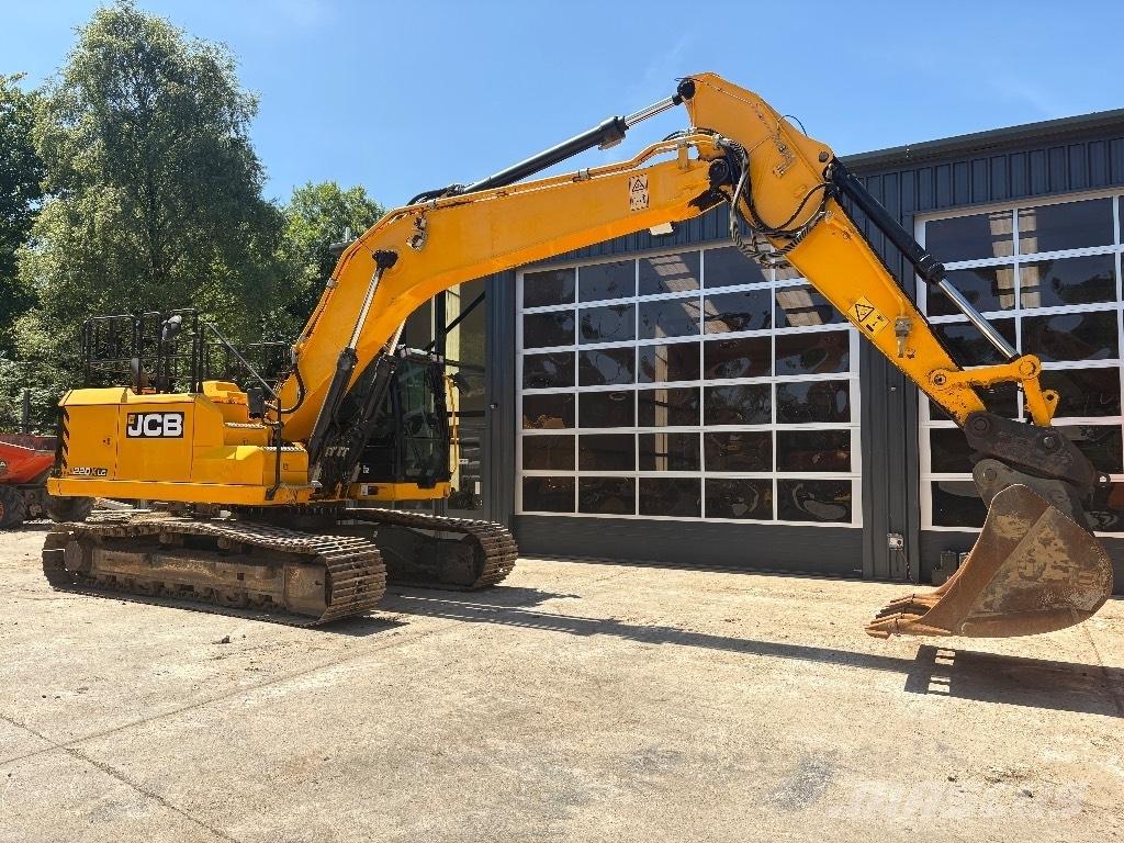 JCB 220X Paletli ekskavatörler