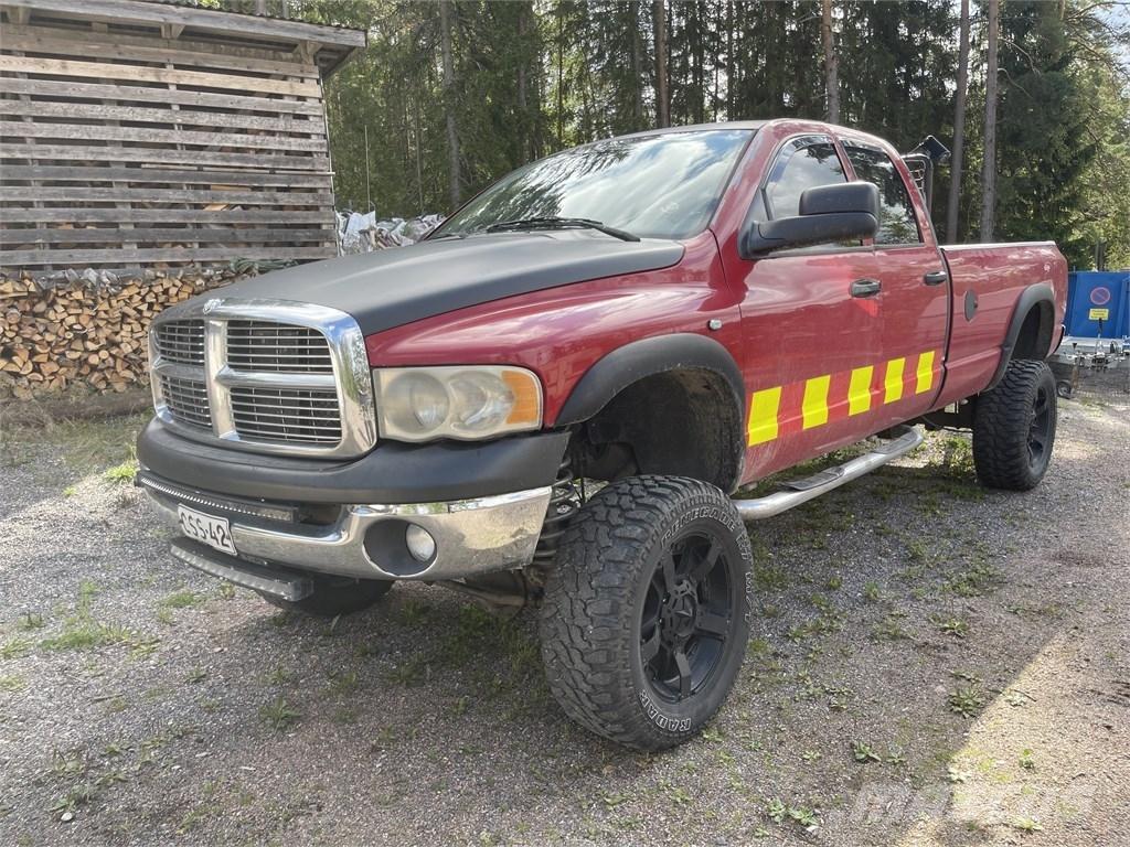 Dodge Ram 2500 Pikaplar