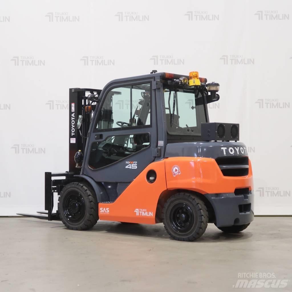 Toyota 40-8FD40N Dizel forkliftler