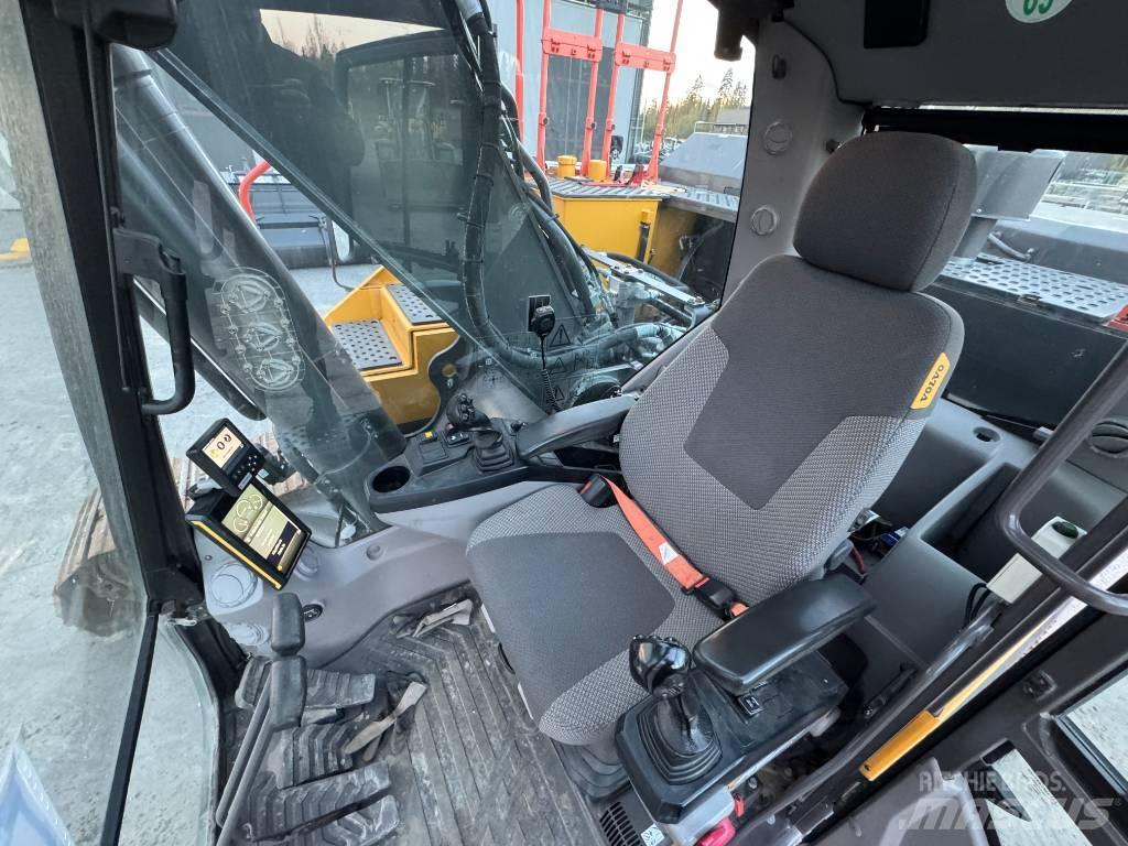 Volvo EC 250 EL Paletli ekskavatörler