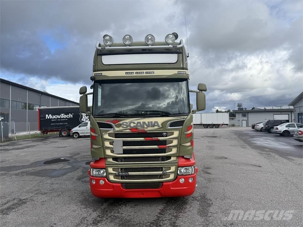 Scania R580 8X2 Kapali kasa kamyonlar