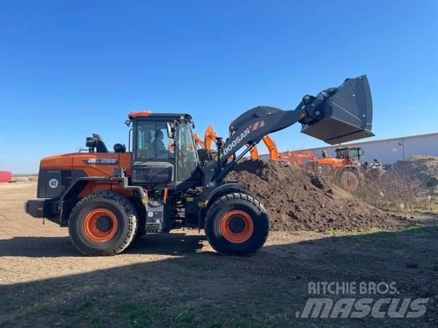 Doosan DL 200 Tekerlekli yükleyiciler