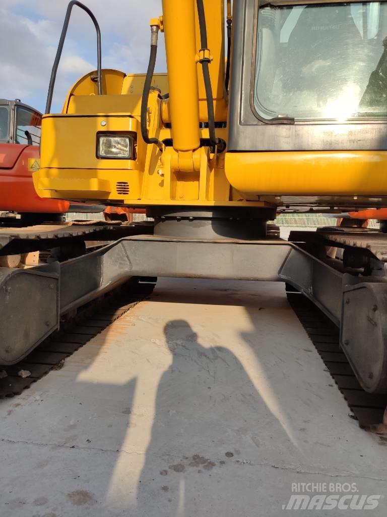Komatsu PC 70-8 Paletli ekskavatörler