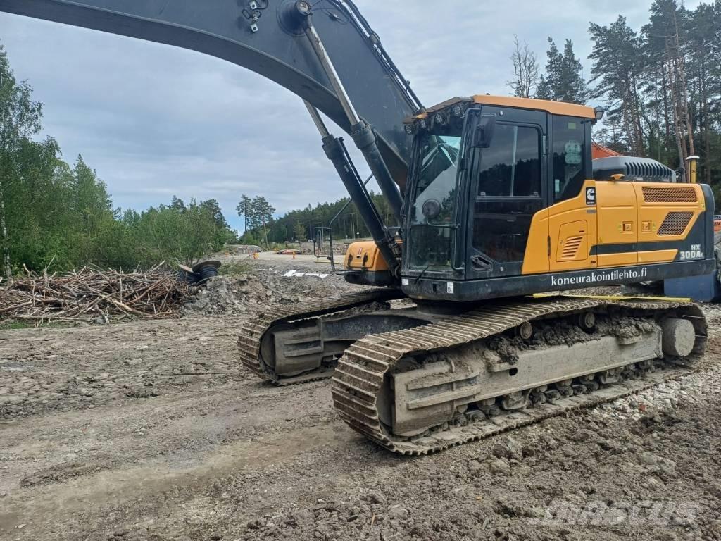 Hyundai HX 300 AL Paletli ekskavatörler