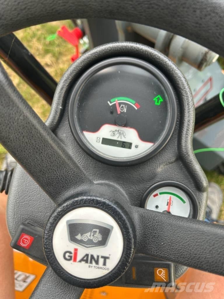 GiANT G 1200 Mini yükleyiciler