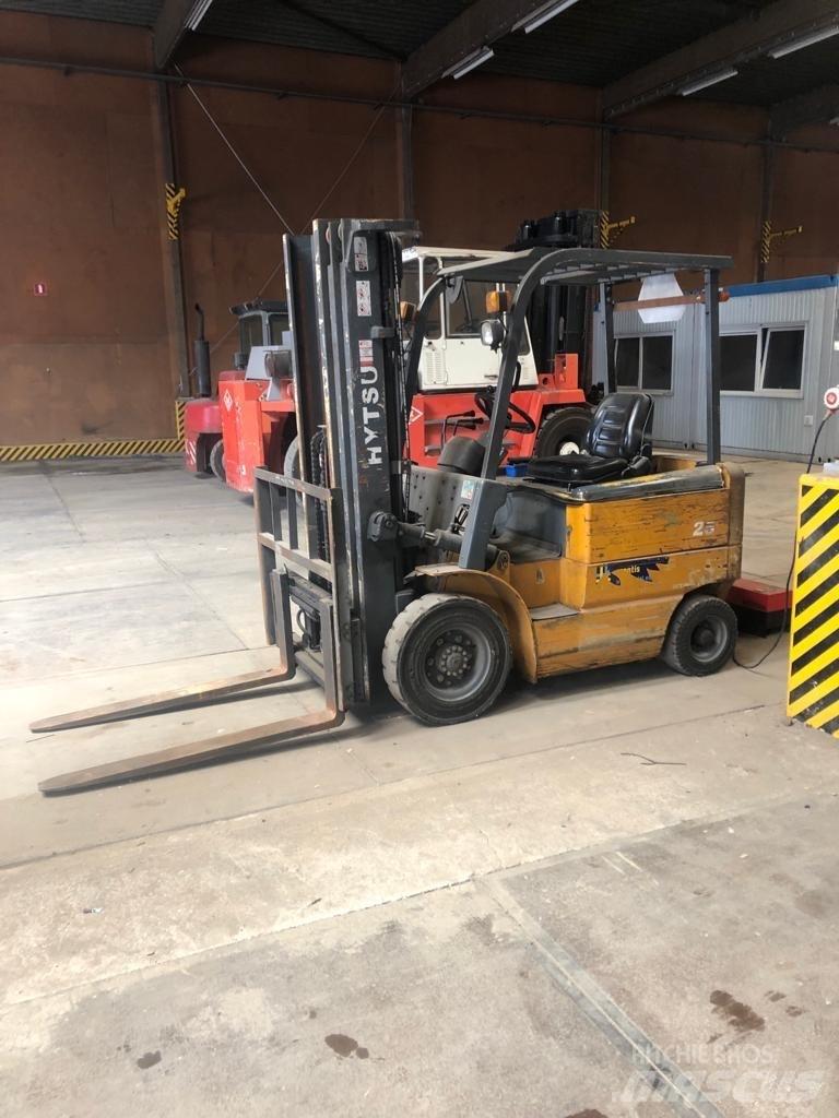 Hytsu CPD 25 Elektrikli forkliftler