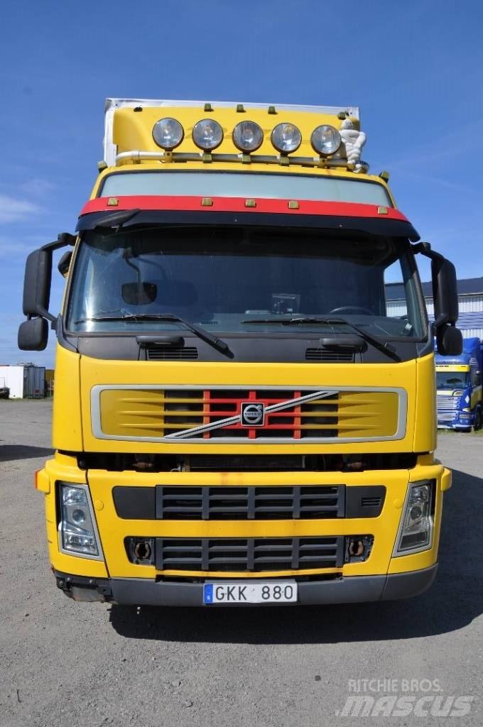 Volvo FM-340 4*2 Kapali kasa kamyonlar