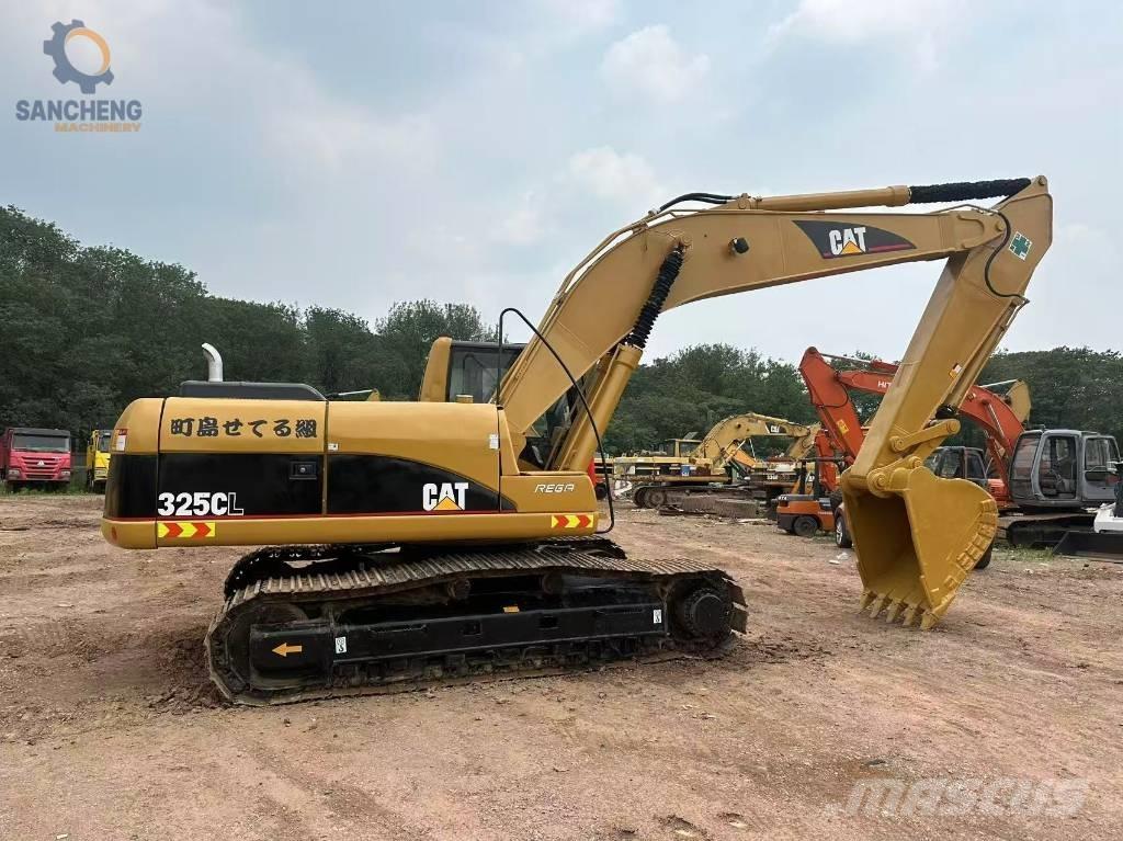 CAT 325 C L Paletli ekskavatörler