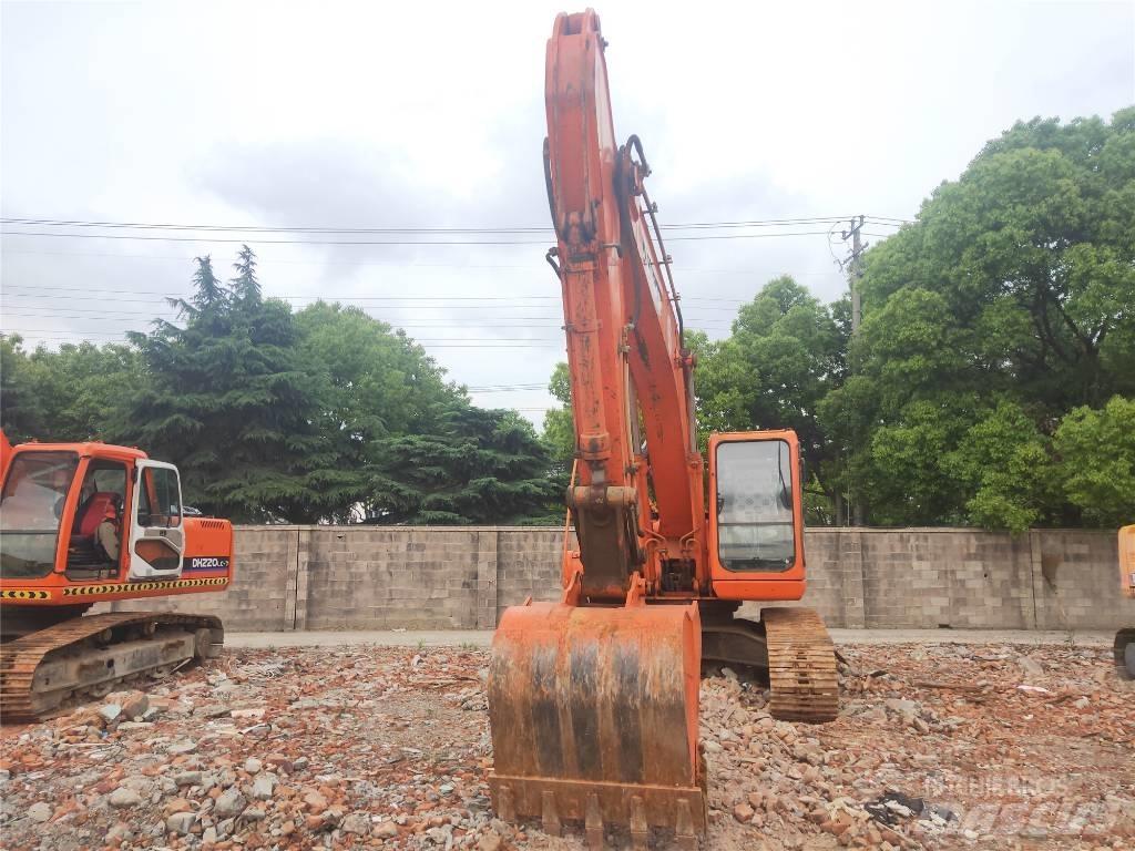 Doosan DH 220 LC-7 Paletli ekskavatörler