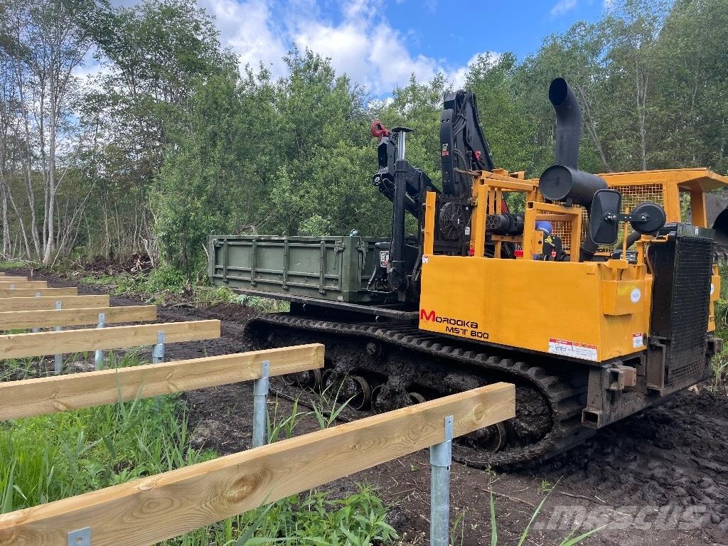 Morooka MST 800 Paletli damperler