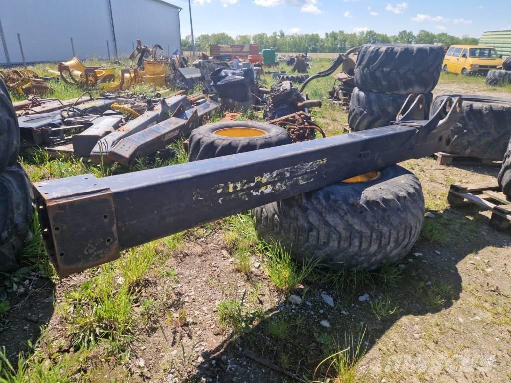 John Deere CH8 1470D Tomruk vinçleri