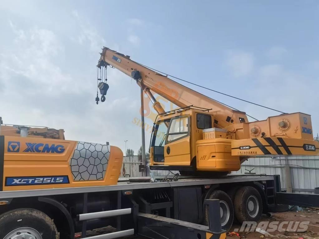 XCMG XCT 25 Yol-Arazi Tipi Vinçler (AT)