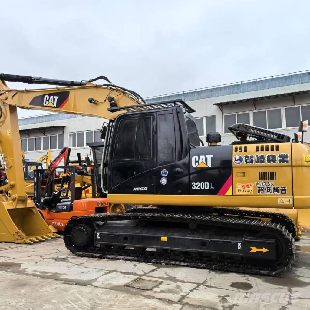 CAT 320 D L Paletli ekskavatörler
