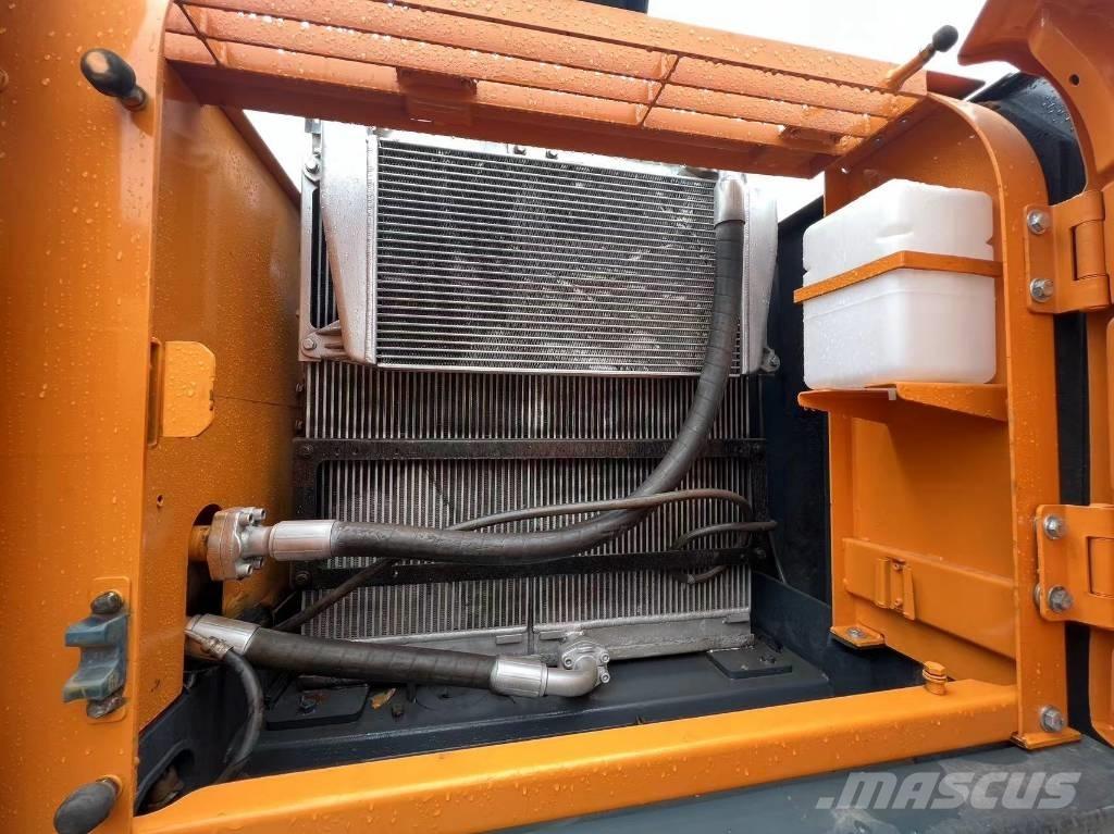 Hyundai 220 LC-9S Paletli ekskavatörler