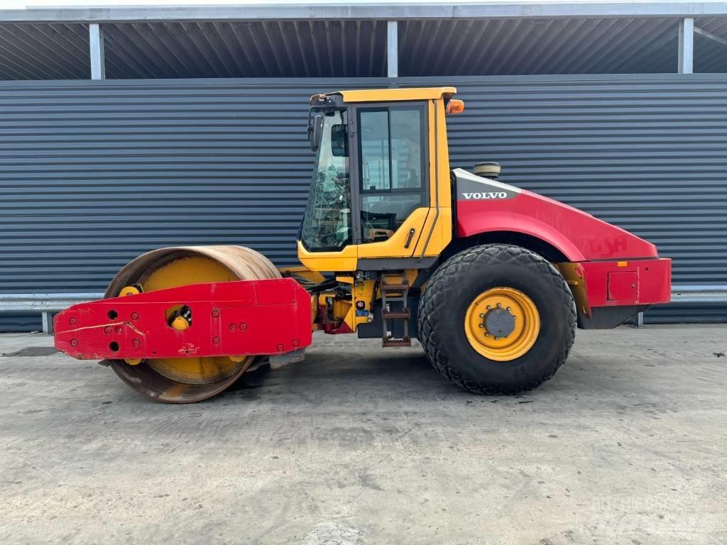 Volvo SD135B Tek tamburlu silindirler