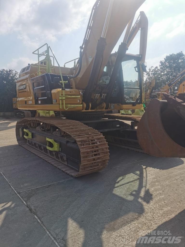 CAT 352 Paletli ekskavatörler