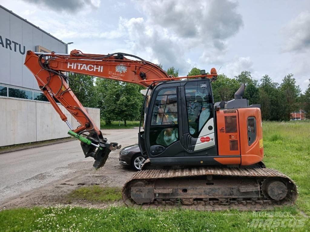 Hitachi ZX 135 US-6 Paletli ekskavatörler