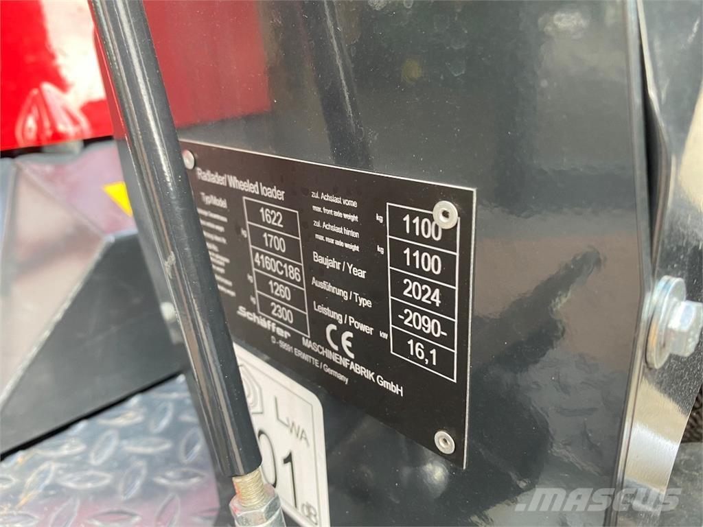 Schäffer 1622 Tekerlekli yükleyiciler