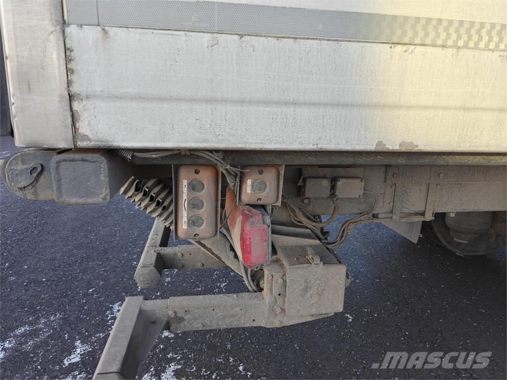 Scania P320 Kapali kasa kamyonlar