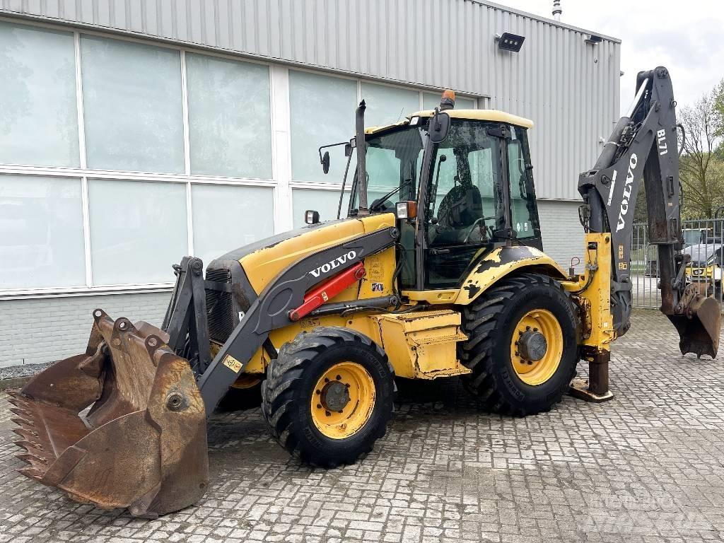 Volvo BL71 Kazıcı yükleyiciler - beko loder