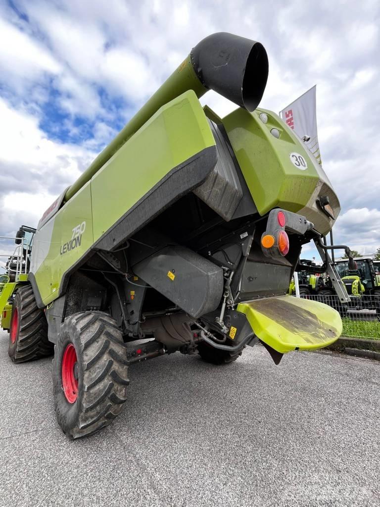 CLAAS Lexion 750 Biçerdöverler