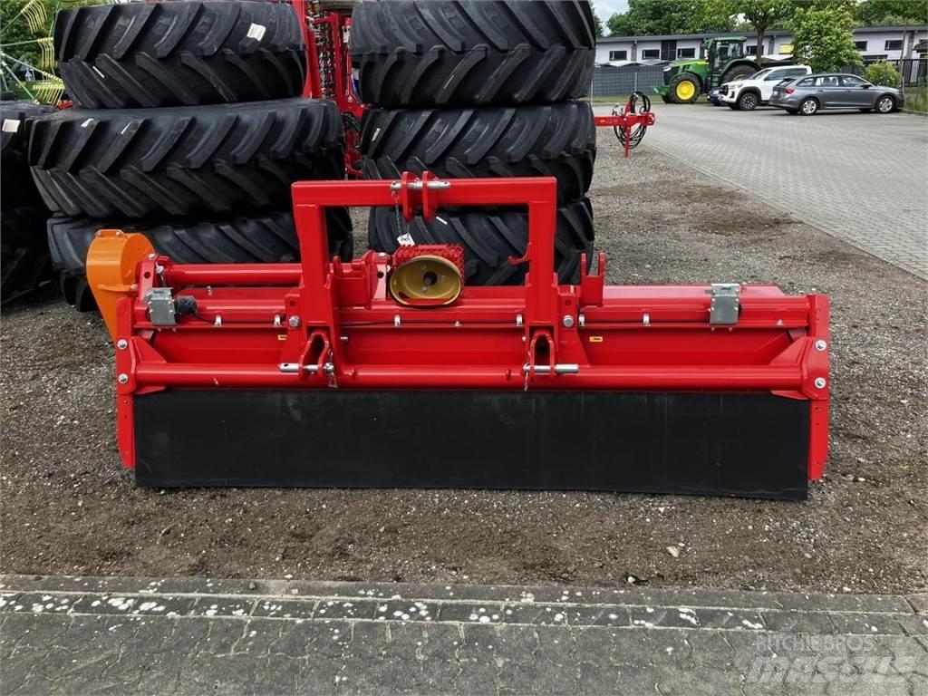 Dücker UM-27 Hasat makineleri