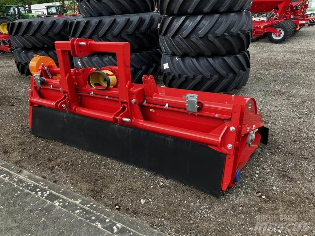 Dücker UM-27 Hasat makineleri