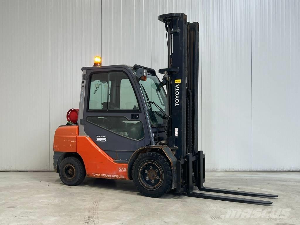 Toyota 02-8FGJF35 LPG'li forkliftler