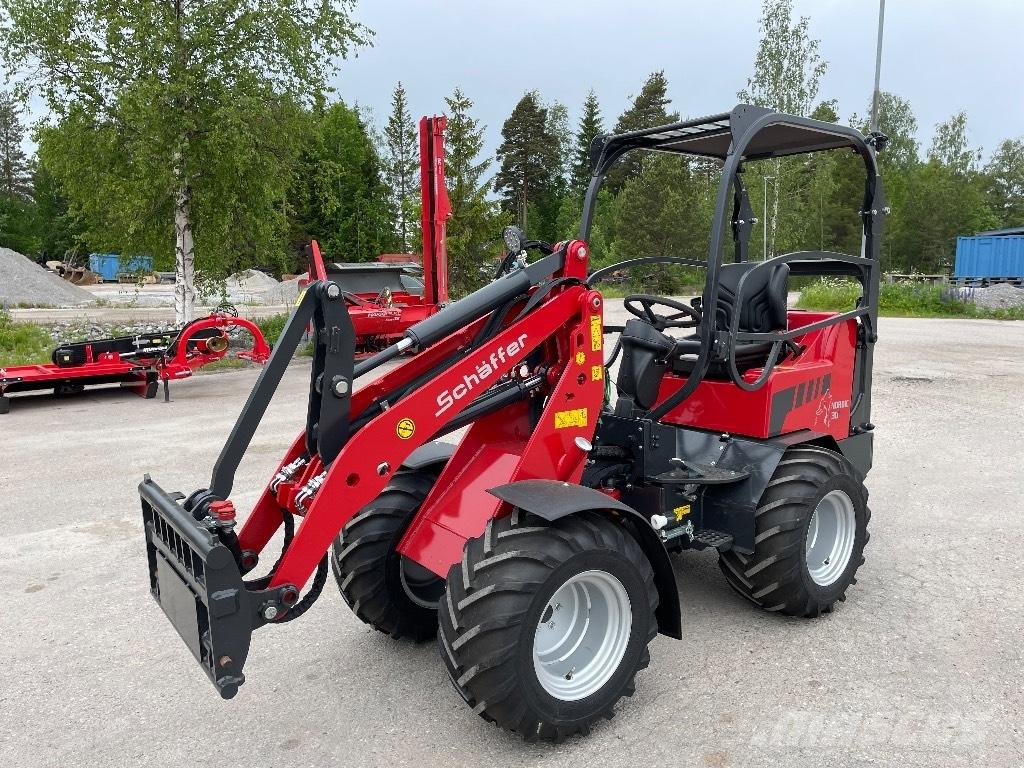 Schäffer Nordic 30 + Çok amaçlı yükleyiciler