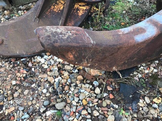 Liebherr Ripper Diger parçalar